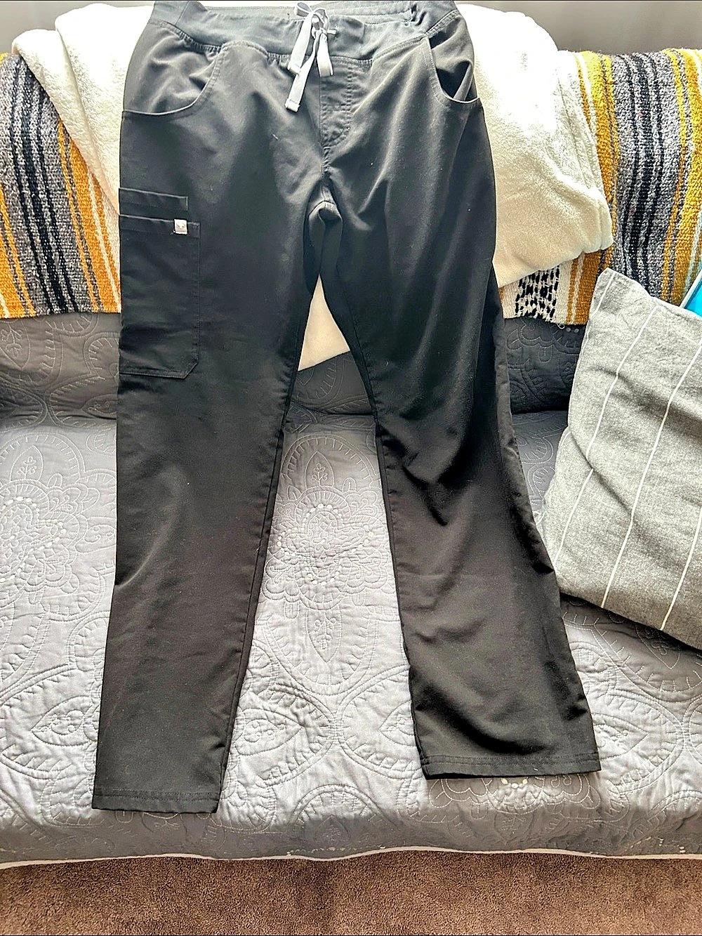 FIGS Kade Cargo Scrub Pants Black